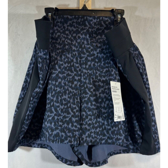 NWT Athleta Women’s Shorts Brooklyn Printed Camo Purple Blue Black Camo 18 D36 - Picture 2 of 6